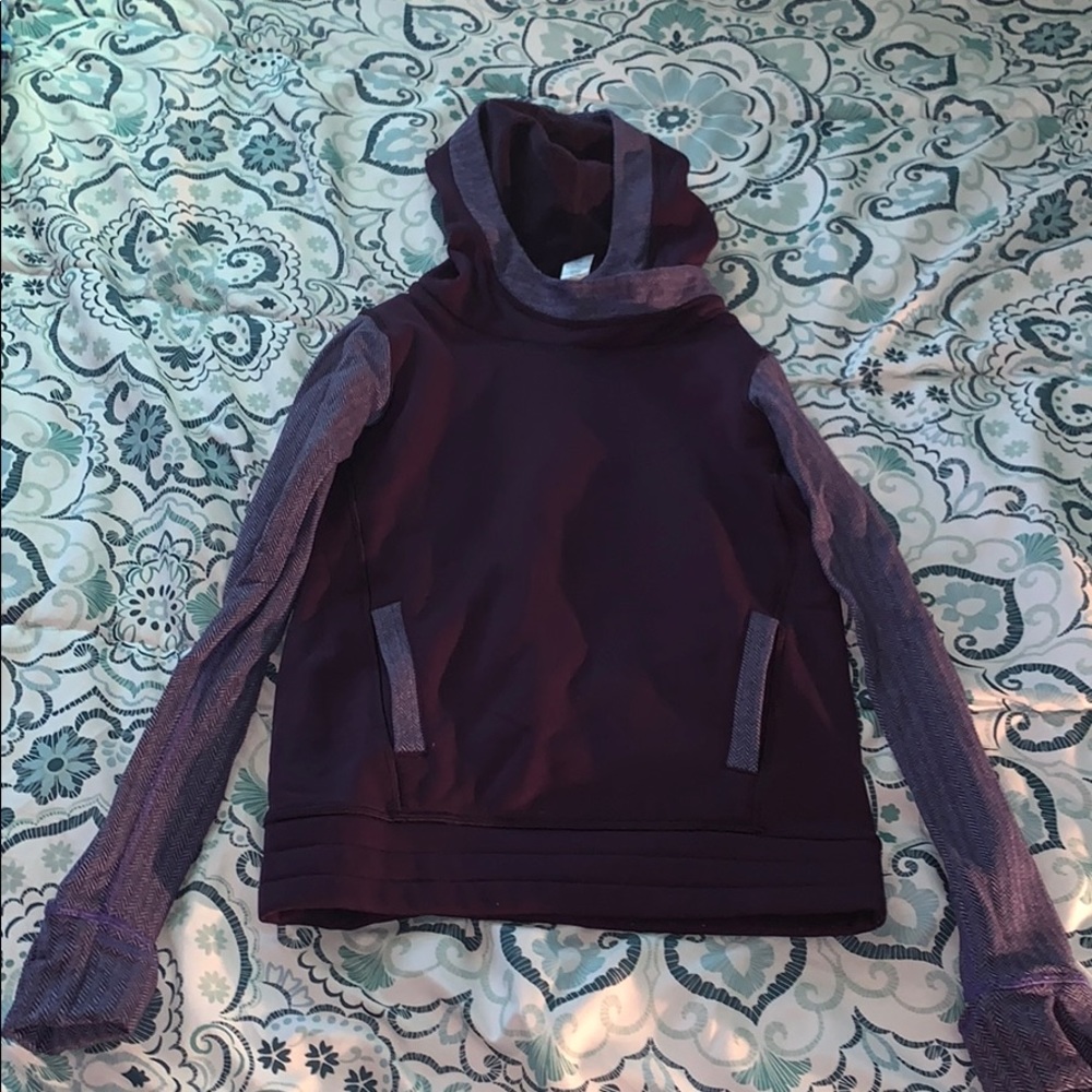 Ivivva sweatshirt